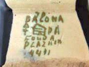 Gouda pottery clog mark