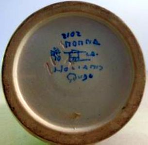 Gouda pottery Nonna vase mark