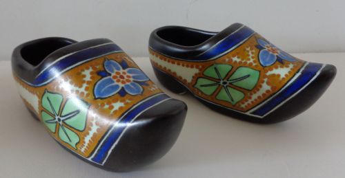 Schoonhoven pottery clogs decor rando