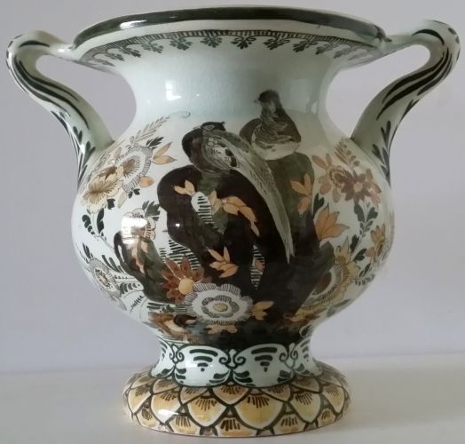 Gouda pottery polychrome